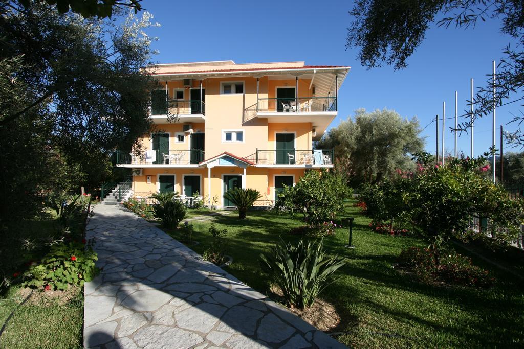 Niriton Pension Nydri  Exterior photo