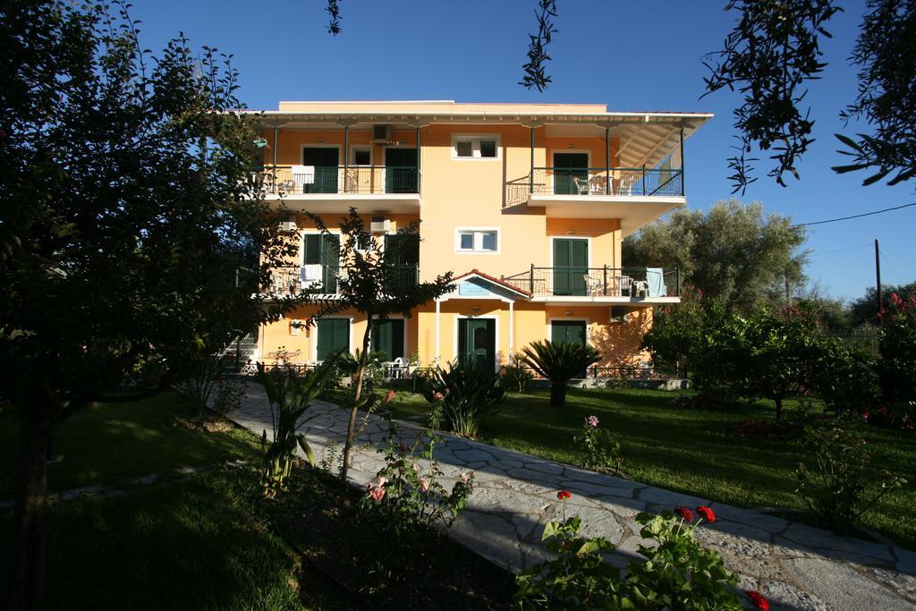 Niriton Pension Nydri  Exterior photo
